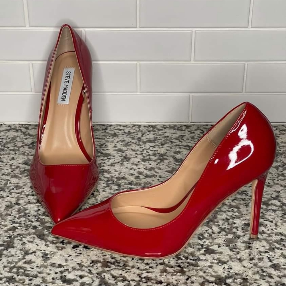 Steve Madden Cherry Red Pumps